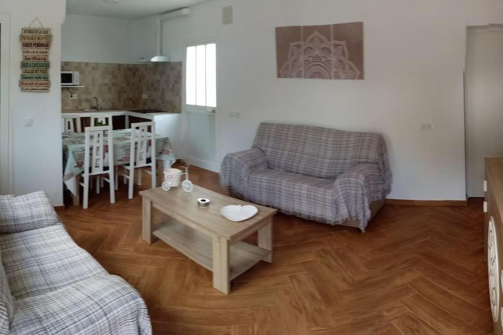 فيلا Casa El Pozo مْبيخير ذي لا فرونتيرا المظهر الخارجي الصورة